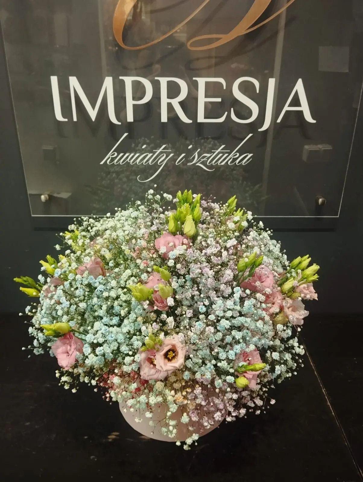 Flowerbox z kolorową gipsówką - obrazek 2